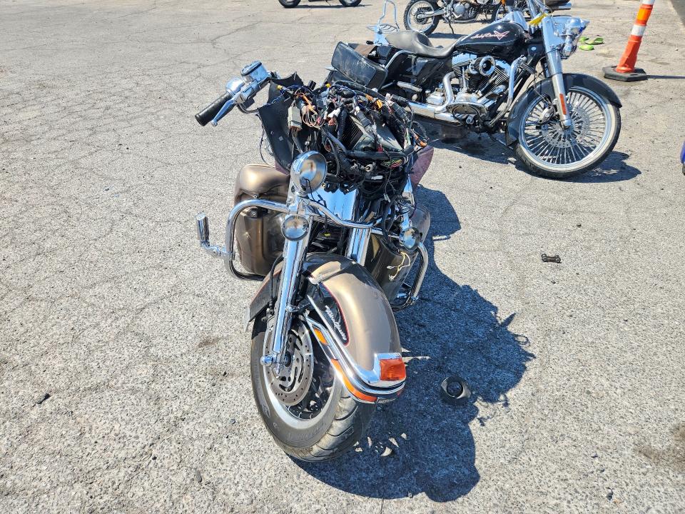 2004 Harley-davidson Flhtcui VIN 1HD1FCW134Y613367 COPART salvage auction — STRIPPED, Nv - Certificate Of Title, sold $350 on 2026-07-09 (photo 2)