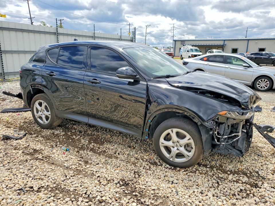 2024 Dodge Hornet VIN ZACNDFAN5R3A10576 COPART salvage auction — FRONT END, Il - Certificate Of Title, sold $2,650 on 2026-07-21 (photo 4)