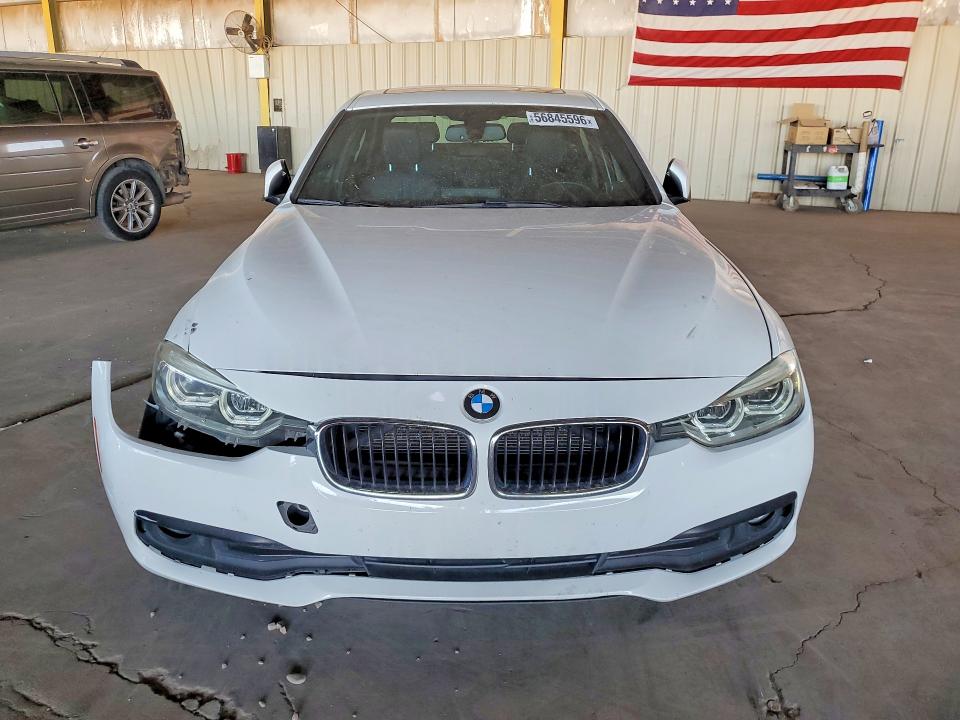 2018 BMW 3er VIN WBA8E1G58JNU92791 COPART salvage auction — FRONT END, Az - Cert Of Title - Salvage, sold $2,800 on 2026-08-03 (photo 5)