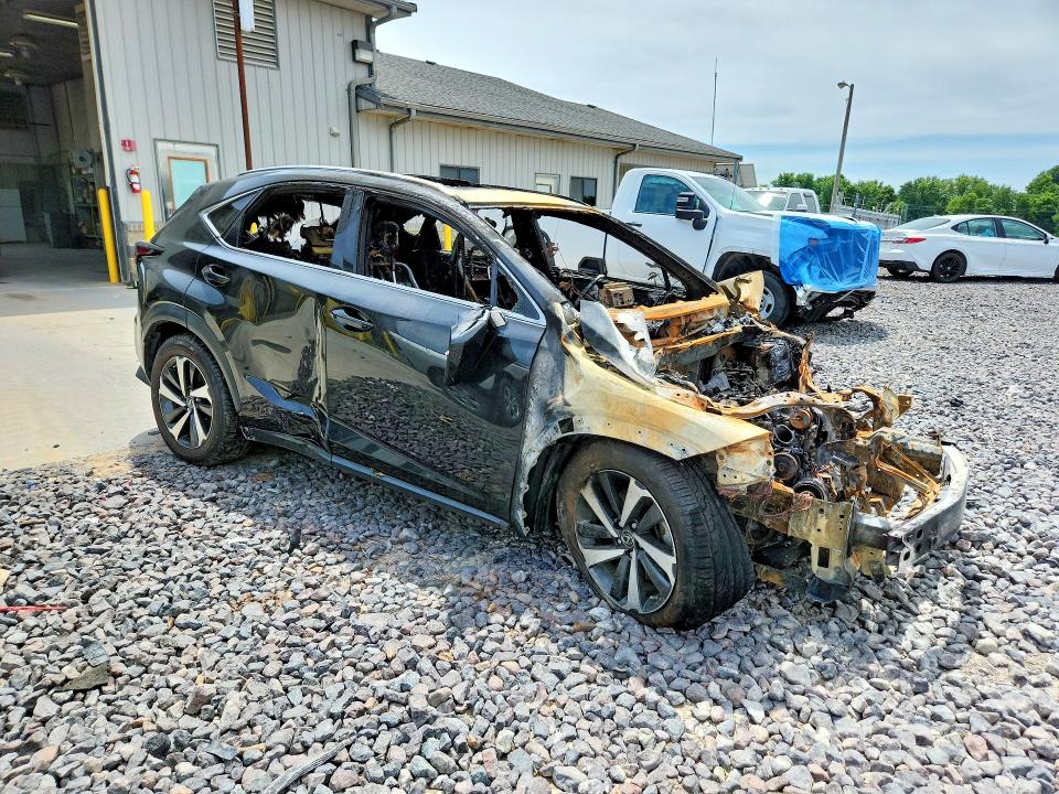 2021 Lexus Nx 300 VIN JTJGARDZ8M5029230 COPART salvage auction — INTERIOR BURN, Mo - Salvage Certificate Of Title, sold $325 on 2026-07-14 (photo 4)