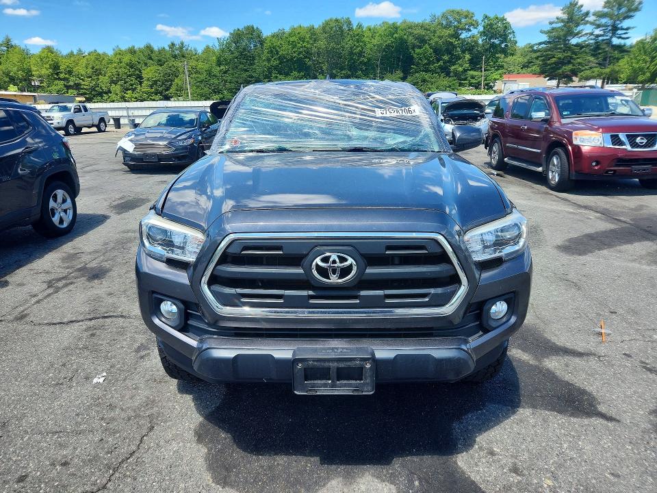 2017 Toyota Tacoma VIN 5TFSZ5AN0HX047649 COPART salvage auction — ROOF, Ri - Salvage Certificate Of Title, sold $9,100 on 2026-07-21 (photo 5)
