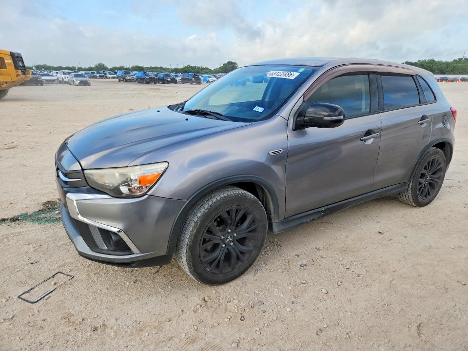 2018 Mitsubishi VIN JA4AP3AU2JU011587 COPART salvage auction — MINOR DENT/SCRATCHES, Tx - Certificate Of Title, sold $1,250 on 2026-07-08 (photo 1)