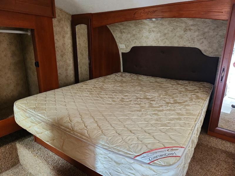 2012 Keystone Cougar VIN 4YDF28S27C2504522 COPART salvage auction — SIDE, MO - SALVAGE CERTIFICATE OF TITLE, sold $2,250 on 2026-07-30 (photo 5)