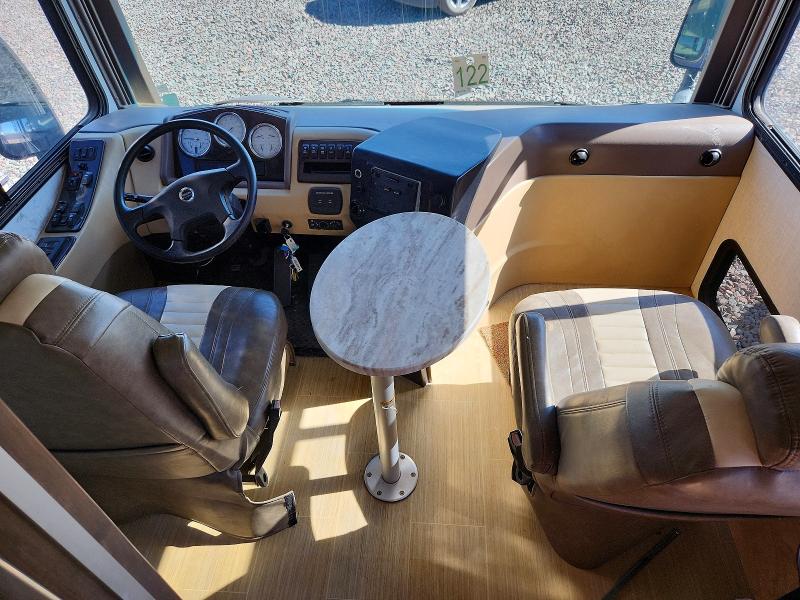 2019 Unknown VIN 4UZACJFC8KCLL2459 COPART salvage auction — VANDALISM, AZ - CERT OF TITLE - SALVAGE, sold $30,750 on 2026-07-16 (photo 5)