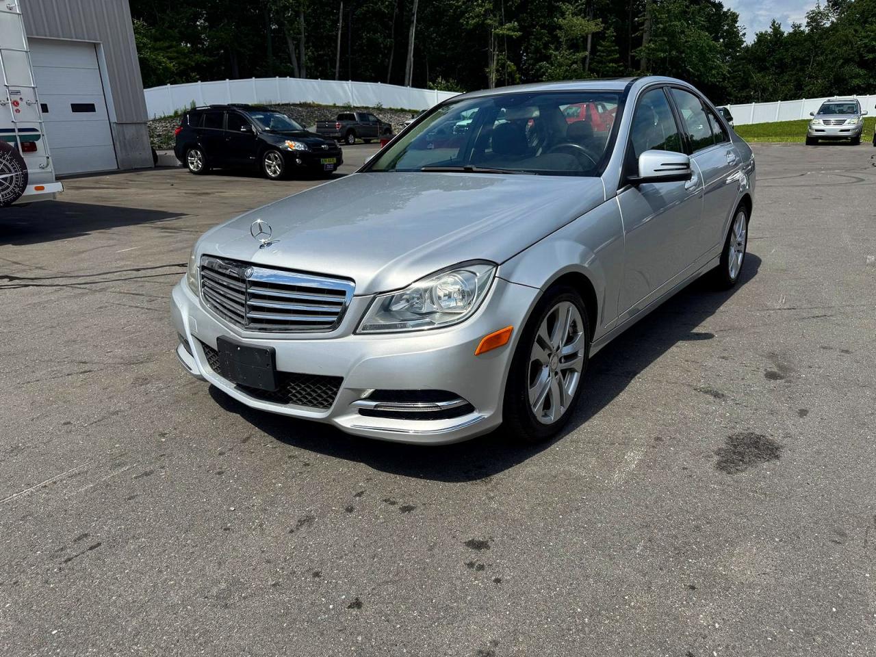 2014 Mercedes-benz VIN WDDGF8AB7EG239514 COPART salvage auction — Minor Dent/Scratches, NY - CERTIFICATE OF TITLE, sold $3,800 on 2026-07-01 (photo 1)