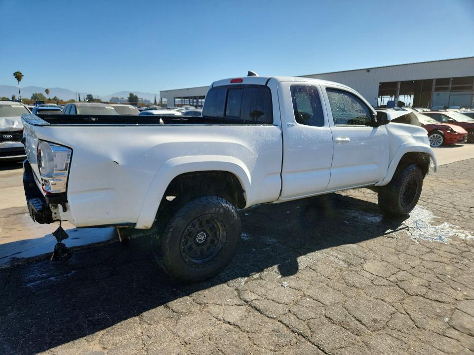 2016 Toyota Tacoma VIN 5TFRX5GN7GX058058 COPART salvage auction — FRONT END, CA - CERTIFICATE OF TITLE, sold $2,450 on 2026-07-09 (photo 3)
