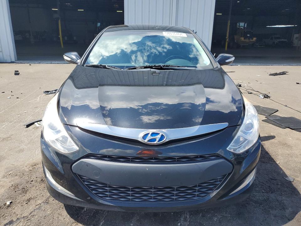 2013 Hyundai VIN KMHEC4A48DA098244 COPART salvage auction — REAR END, Fl - Cert Of Title Slvg Rebuildable, sold $825 on 2026-07-08 (photo 5)