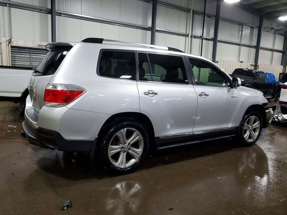 2013 Toyota Highlander VIN 5TDDK3EH8DS216015 COPART salvage auction — FRONT END, Mn - Cert Of Title-Prior Salvage, sold $2,600 on 2026-07-21 (photo 3)
