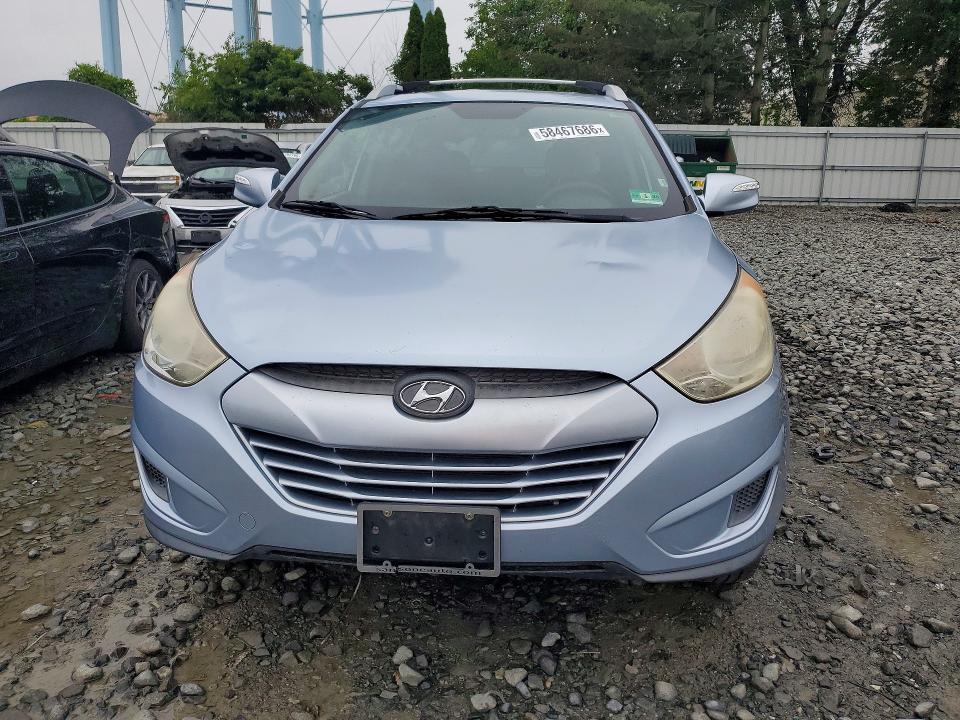 2012 Hyundai Tucson VIN KM8JUCAC9CU417063 COPART salvage auction — NORMAL WEAR, Nj - Certificate Of Title, sold $1,950 on 2026-07-14 (photo 5)
