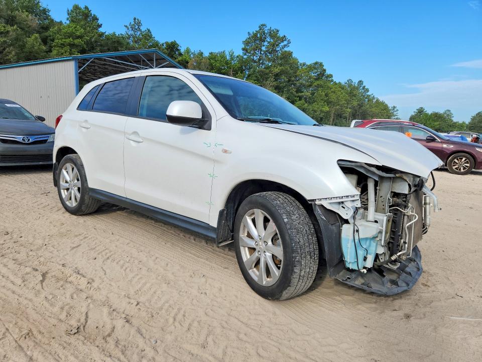 2015 Mitsubishi Outlander VIN 4A4AP3AW5FE040776 COPART salvage auction — FRONT END, Fl - Cert Of Title Slvg Rebuildable, sold $1,750 on 2026-07-10 (photo 4)