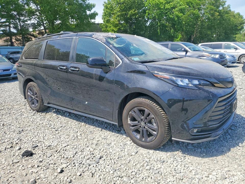 2024 Toyota Sienna VIN 5TDCSKFC9RS120281 COPART salvage auction — ROOF, Ma - Cert Of Title-Salvage, sold $27,000 on 2026-07-10 (photo 4)