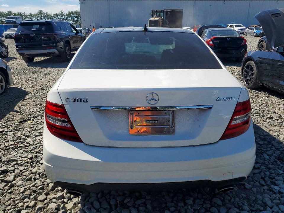 2013 Mercedes-benz C-klasse VIN WDDGF8AB5DR297527 COPART salvage auction — FRONT END, Nj - Cert Of Title-Salvage, sold $2,150 on 2026-07-08 (photo 6)