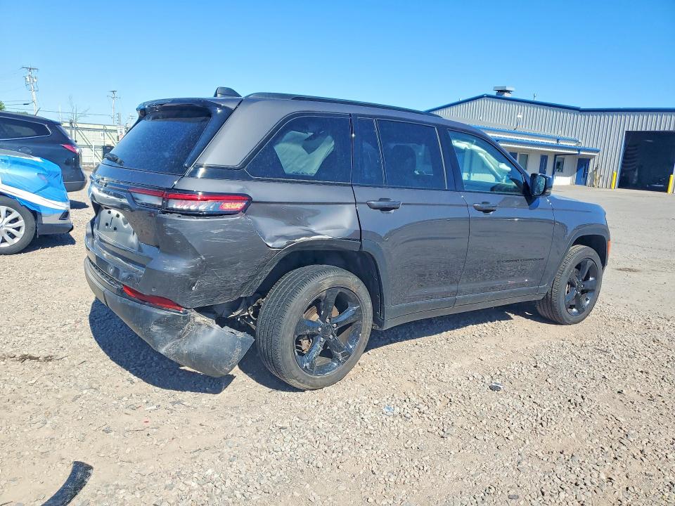 2024 Jeep Cherokee VIN 1C4RJHAGXRC261694 COPART salvage auction — REAR END, Ny - Mv-907A Dism-Unsatisfied Lien, sold $2,750 on 2026-08-12 (photo 3)