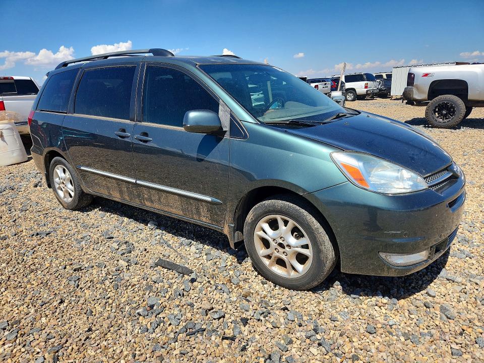 2004 Toyota Sienna VIN 5TDZA22C14S149298 COPART salvage auction — REAR END, TX - SALVAGE VEHICLE TITLE, sold $350 on 2026-07-21 (photo 4)