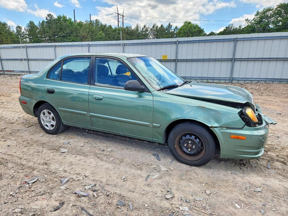 2005 Hyundai Accent VIN KMHCG45C35U622607 COPART salvage auction — FRONT END, Va - Certificate Of Title, sold $400 on 2026-07-06 (photo 4)