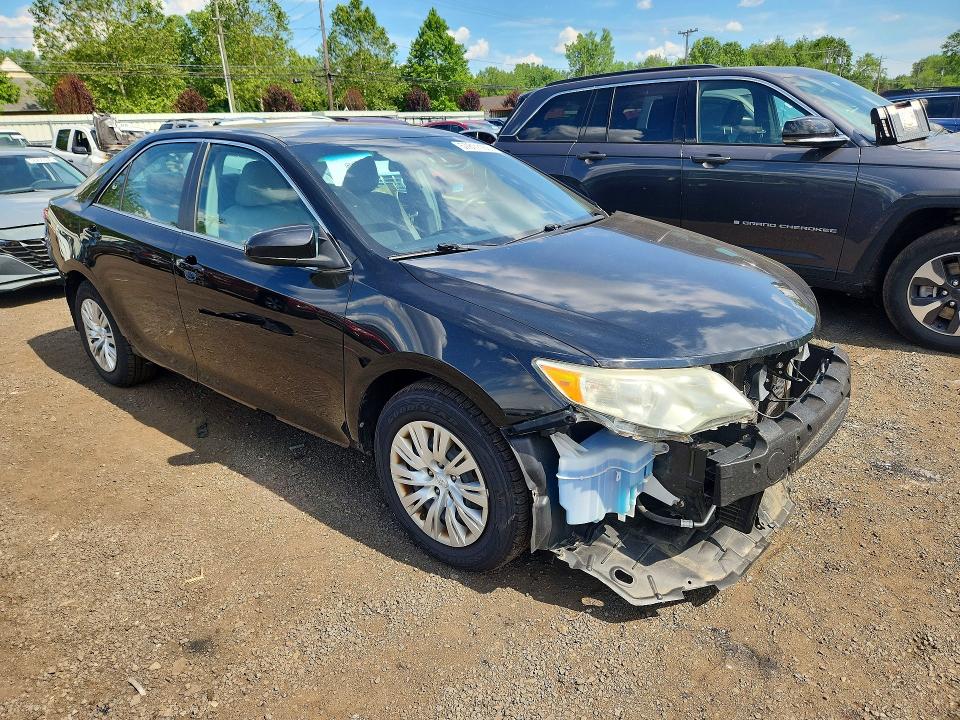 2013 Toyota Camry VIN 4T4BF1FK6DR309882 COPART salvage auction — FRONT END, CT - CERT OF TITLE-SALVAGE, sold $1,250 on 2026-07-09 (photo 4)