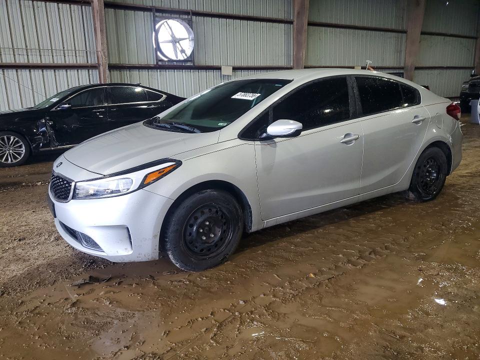 2018 Kia Forte VIN 3KPFK4A70JE209884 COPART salvage auction — MINOR DENT/SCRATCHES, Oh - Cert Of Title-Salvage (P), sold $5,700 on 2026-07-09 (photo 1)