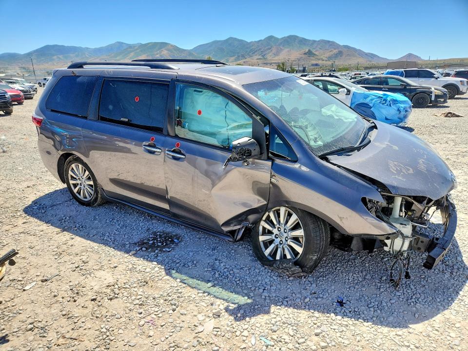 2017 Toyota VIN 5TDDZ3DC3HS186929 COPART salvage auction — FRONT END, Ut - Salvage Certificate, sold $3,300 on 2026-07-28 (photo 4)