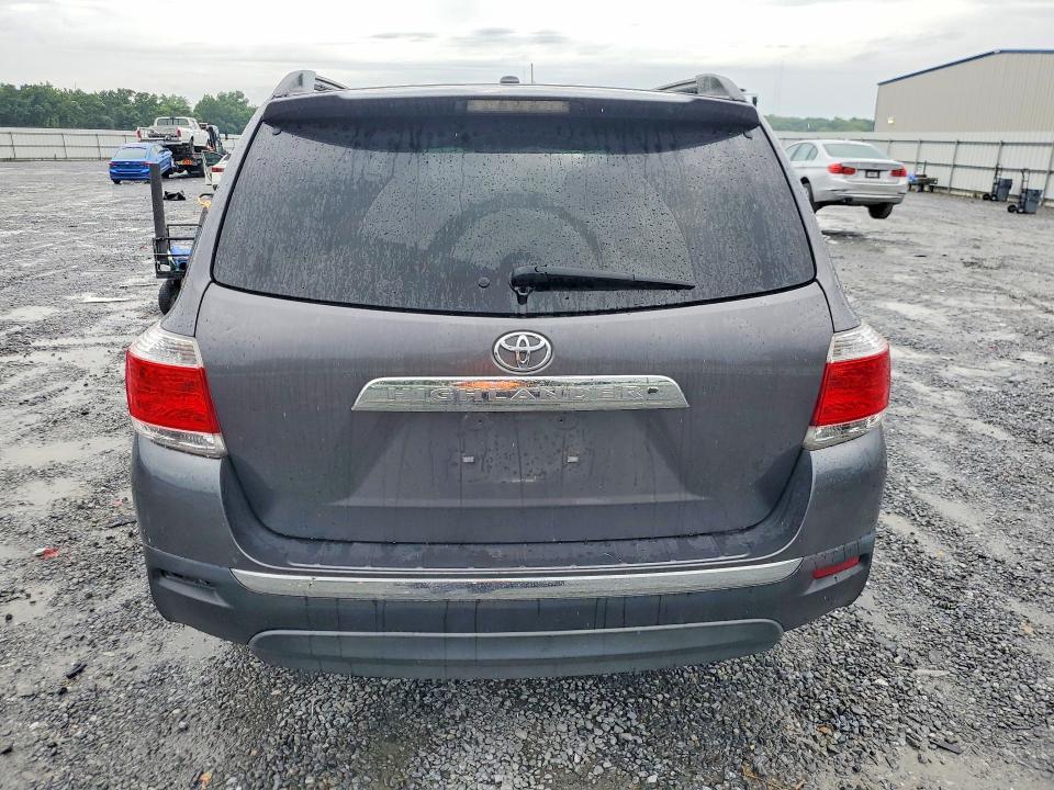 2011 Toyota Highlander VIN 5TDZA3EHXBS010846 COPART salvage auction — FRONT END, Nc - Salvage Certificate Of Title, sold $4,050 on 2026-07-08 (photo 6)