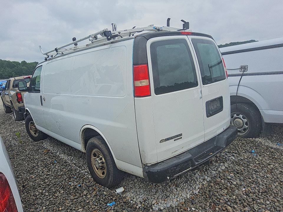 2013 Chevrolet Express 2500 VIN 1GCWGFCA8D1904062 COPART salvage auction — MINOR DENT/SCRATCHES, GA - CERTIFICATE OF TITLE, sold $1,700 on 2026-07-09 (photo 2)