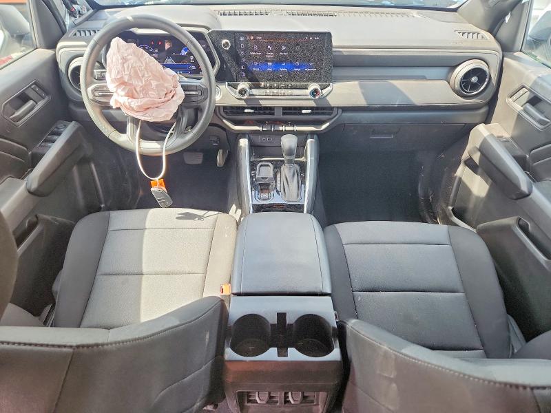 2025 Chevrolet Colorado VIN 1GCPSBEK4S1158790 COPART salvage auction — FRONT END, TX - CERTIFICATE OF TITLE, sold $9,700 on 2026-07-09 (photo 8)