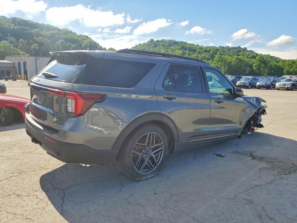 2025 Ford Explorer VIN 1FMUK8KH7SGB66812 COPART salvage auction — FRONT END, Fl - Certificate Of Destruction, sold $11,500 on 2026-07-30 (photo 3)
