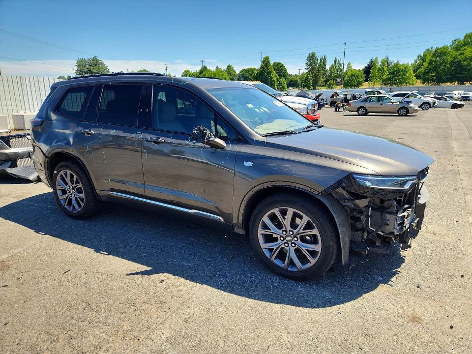 2020 Cadillac VIN 1GYKPHRS5LZ132978 COPART salvage auction — SIDE, Or - Salvage Title Certificate, sold $9,000 on 2026-08-19 (photo 4)