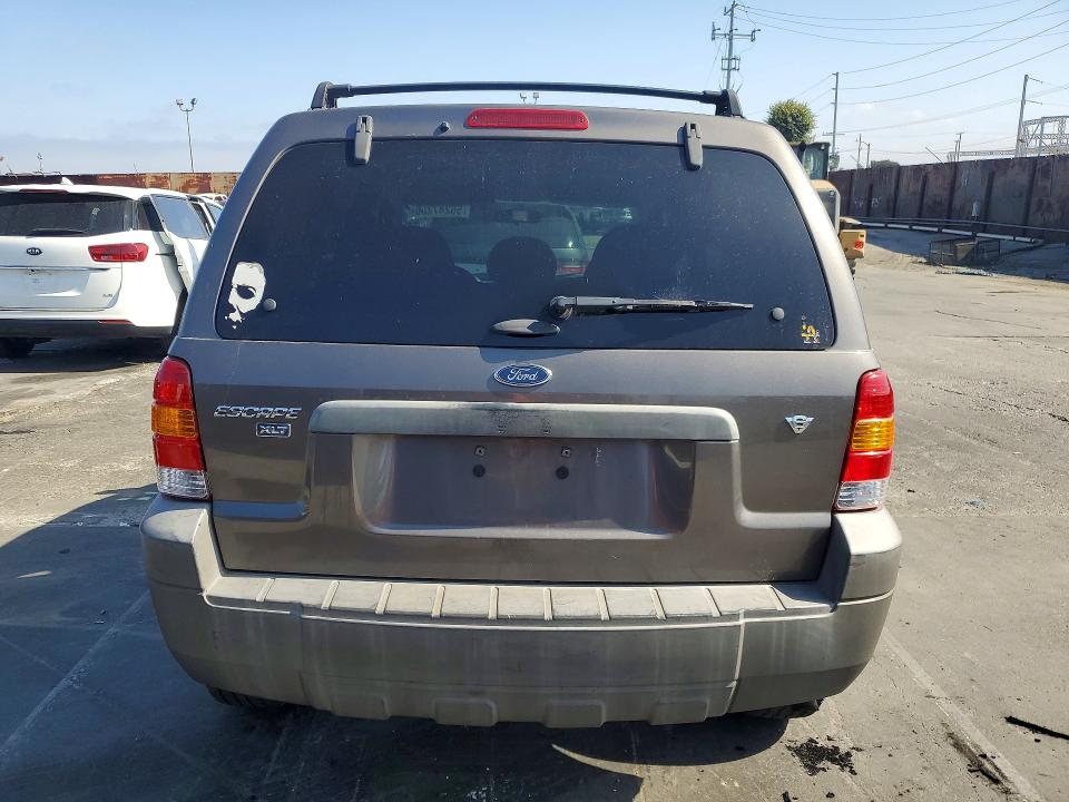 2006 Ford Escape VIN 1FMYU03166KD54397 COPART salvage auction — FRONT END, Ca - Salvage Certificate, sold $450 on 2026-07-08 (photo 6)