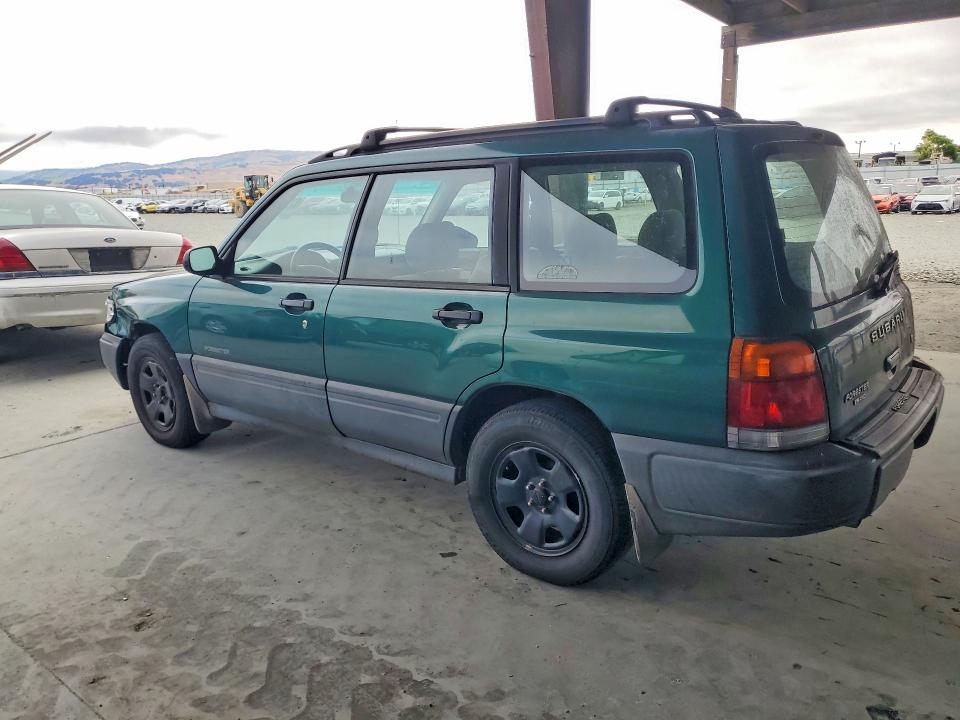 1999 Subaru Forester VIN JF1SF635XXH747527 COPART salvage auction — FRONT END, OR - DIS/DLR/EXP ONLY CLEAN TITLE, sold $125 on 2026-07-16 (photo 2)