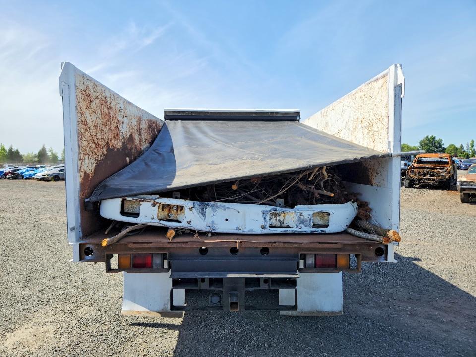 2000 Chevrolet VIN J8BC4B157Y7013068 COPART salvage auction — FRONT END, Or - Salvage Title Certificate, sold $50 on 2026-07-15 (photo 6)