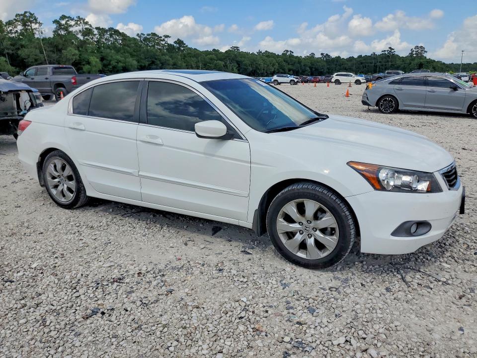 2008 Honda Accord VIN JHMCP268X8C032285 COPART salvage auction — FRONT END, Tx - Salvage Vehicle Title, sold $1,100 on 2026-07-31 (photo 4)