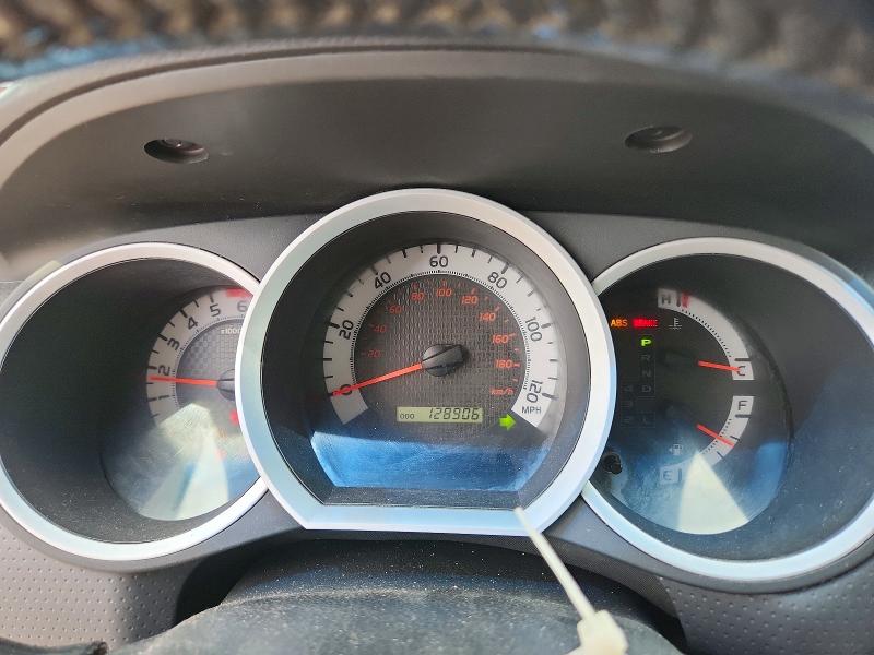2015 Toyota Tacoma VIN 5TFLU4EN0FX133032 COPART salvage auction — REAR END, Mi - Certificate Of Title, sold $18,900 on 2026-07-09 (photo 9)