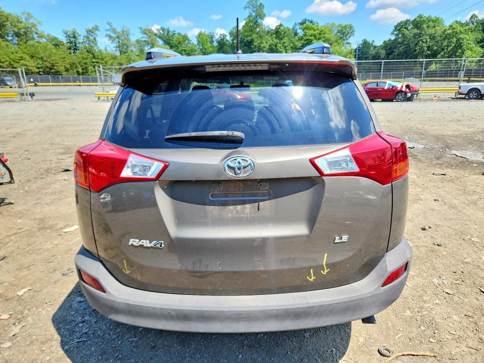 2015 Toyota Rav 4 VIN JTMZFREV4FD071847 COPART salvage auction — SIDE, Md - Cert Of Salvage > 75% Damage, sold $4,050 on 2026-07-07 (photo 6)