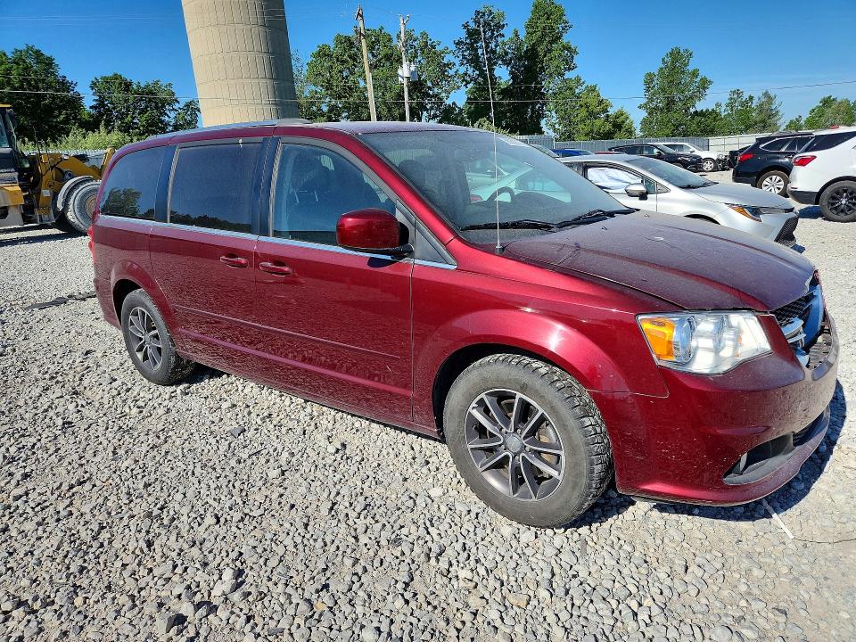 2017 Dodge Caravan VIN 2C4RDGCG2HR858827 COPART salvage auction — FRONT END, Mi - Certificate Of Title, sold $2,650 on 2026-07-09 (photo 4)