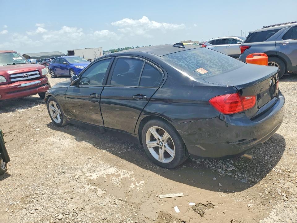 2014 BMW 3er VIN WBA3B1G52ENS80509 COPART salvage auction — MINOR DENT/SCRATCHES, Tx - Certificate Of Title (P), sold $3,000 on 2026-07-30 (photo 2)