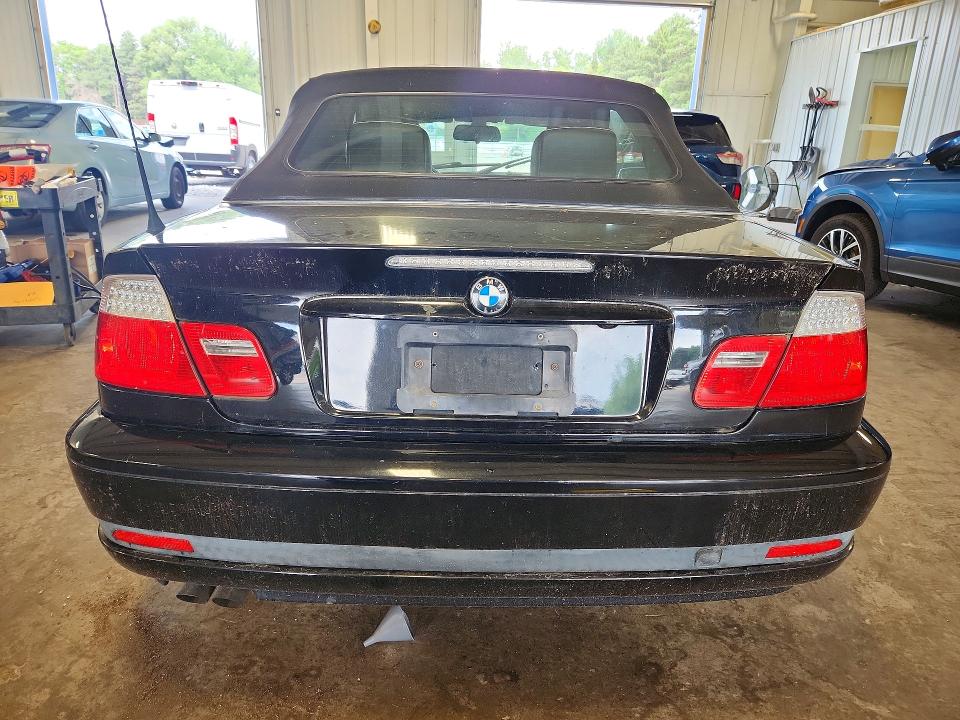 2006 BMW 3 series VIN WBABW334X6PX86636 COPART salvage auction — FRONT END, MN - CERT OF TITLE-SALVAGE, sold $500 on 2026-07-09 (photo 6)