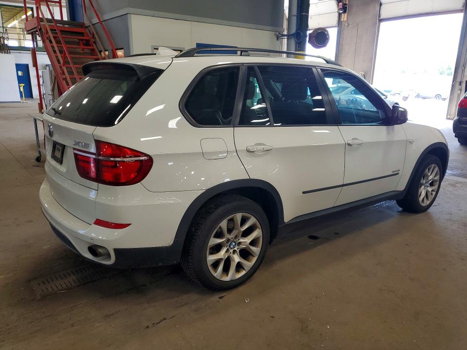 2012 BMW X5 VIN 5UXZV4C5XCL754080 COPART salvage auction — MINOR DENT/SCRATCHES, Mn - Certificate Of Title, sold $225 on 2026-07-09 (photo 3)