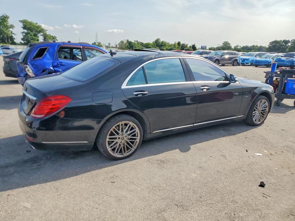 2017 Mercedes-benz S-klasse VIN WDDUG6DB6HA302643 COPART salvage auction — MINOR DENT/SCRATCHES, Mt - Dealer Only Clean Title (P), sold $10,700 on 2026-07-28 (photo 3)