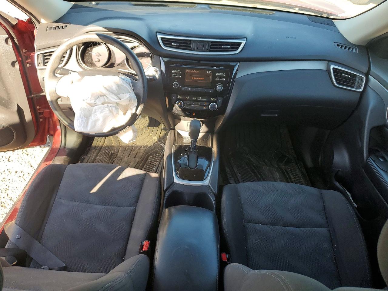2016 Nissan Rogue VIN KNMAT2MT7GP729867 COPART salvage auction — Front End, MI - CERTIFICATE OF TITLE, sold $900 on 2026-07-10 (photo 8)