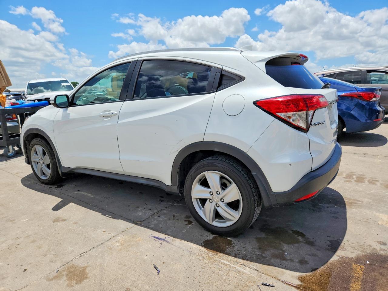 2019 Honda HR-V VIN 3CZRU6H72KM704825 COPART salvage auction — Undercarriage, TX - CERT OF TITLE-REBUILT SALVAGE, sold $1,850 on 2026-07-02 (photo 2)