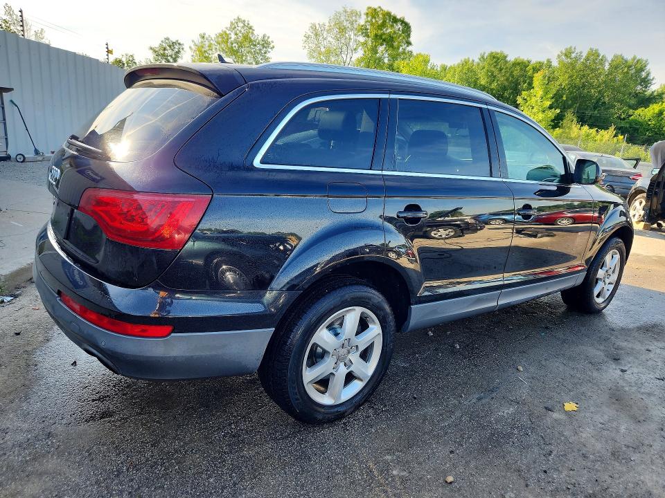 2011 Audi Q7 VIN WA1CGAFE2BD002467 COPART salvage auction — SIDE, Ky - Bill Of Sale/Part Only/No Titl, sold $300 on 2026-07-23 (photo 3)