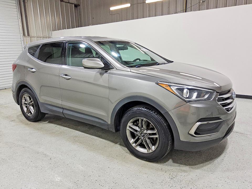 2017 Hyundai Santa fe VIN 5XYZT3LB9HG404787 COPART salvage auction — MECHANICAL, Fl - Certificate Of Title, sold $1,500 on 2026-07-09 (photo 4)
