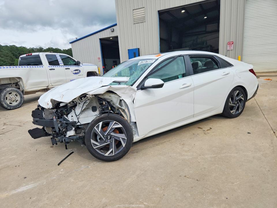 2025 Hyundai Elantra VIN KMHLP4DG4SU892204 COPART salvage auction — FRONT END, Il - Salvage Certificate, sold $2,750 on 2026-07-31 (photo 1)