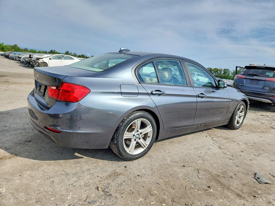2013 BMW 3er VIN WBA3B1C54DK128852 COPART salvage auction — FRONT END, Va - Certificate Of Title, sold $1,750 on 2026-08-19 (photo 3)