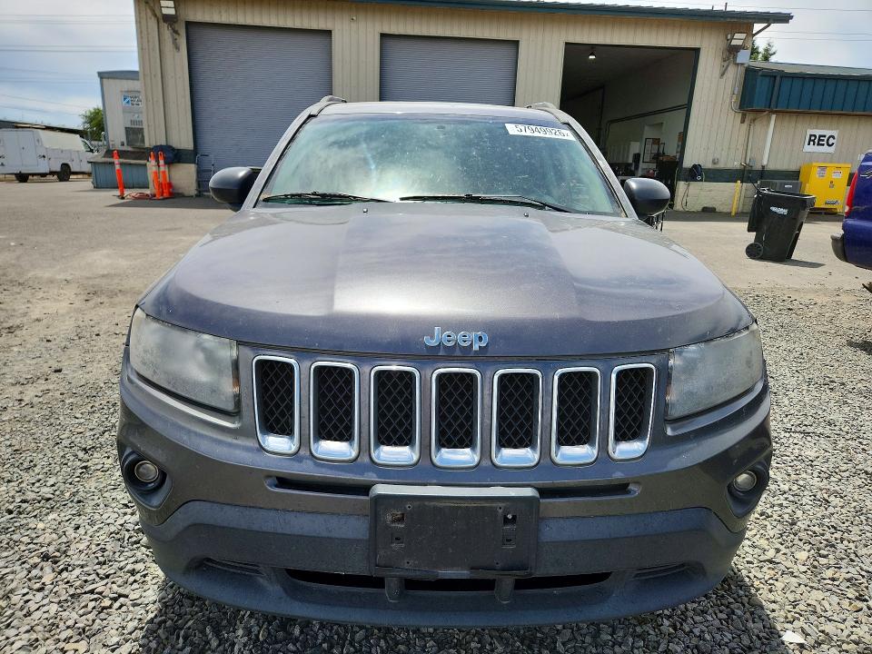 2016 Jeep Compass VIN 1C4NJCBA8GD547627 COPART salvage auction — MINOR DENT/SCRATCHES, Or - Certificate Of Title, sold $800 on 2026-07-28 (photo 5)