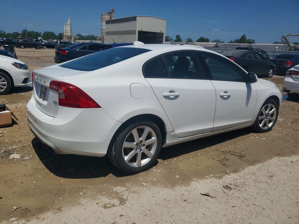 2016 Volvo S60 VIN YV126MFJ0G2402530 COPART salvage auction — UNDERCARRIAGE, Mo - Salvage Certificate Of Title, sold $100 on 2026-08-11 (photo 3)