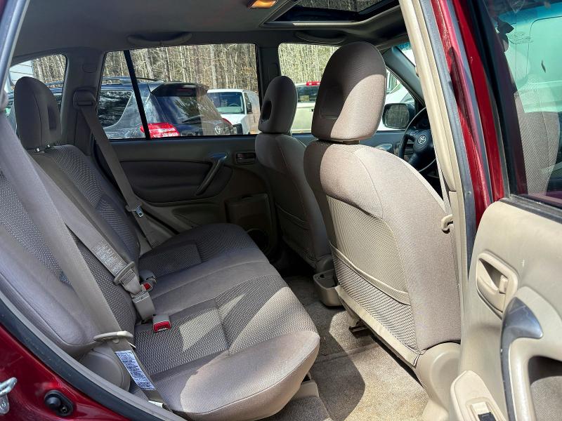 2005 Toyota Rav4 VIN JTEHD20V350069198 COPART salvage auction — NORMAL WEAR, Me - Certificate Of Title (P), sold $1,450 on 2026-07-02 (photo 4)