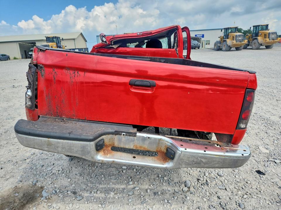 2000 Toyota Tacoma VIN 4TAPM62N3YZ671048 COPART salvage auction — ALL OVER, Tn - Salvage Certificate, sold $750 on 2026-07-09 (photo 6)