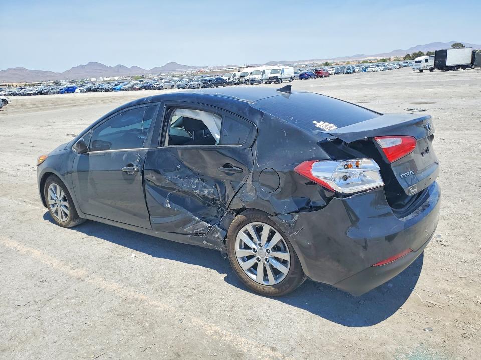 2015 Kia Forte VIN KNAFX4A6XF5383941 COPART salvage auction — SIDE, NV - SALVAGE TITLE, sold $475 on 2026-07-02 (photo 2)