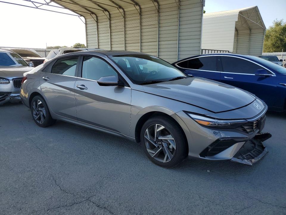 2025 Hyundai Elantra VIN KMHLS4DG8SU963919 COPART salvage auction — FRONT END, Ca - Salvage Certificate, sold $4,250 on 2026-07-02 (photo 4)